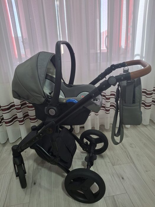 Vând cărucior Krausman 3 în 1 Nexxo Grey