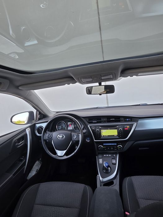 Toyota Auris Hybrid 2015 xenon navi Trapa clima Camera Import Olanda