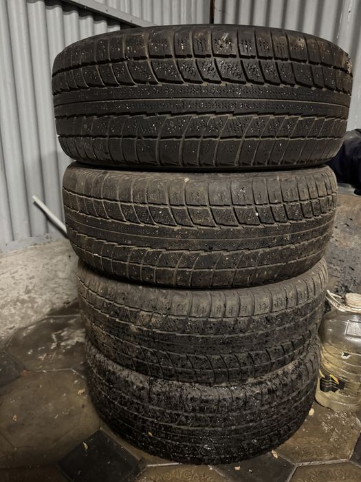 Зимняя Резина 215/60/16
