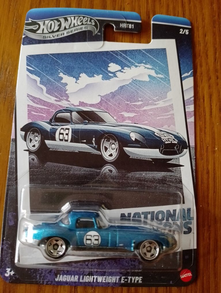 Предлагам серията Hot Wheels Silver Series – National Champions