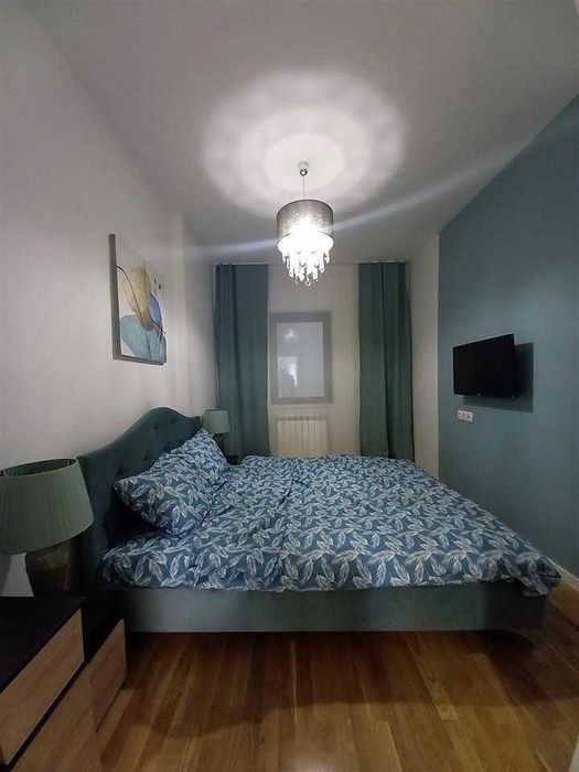 Дава се под наем Двустаен апартамент в Бургас, Славейков - 58 кв.м за 204 € - Снимка #1