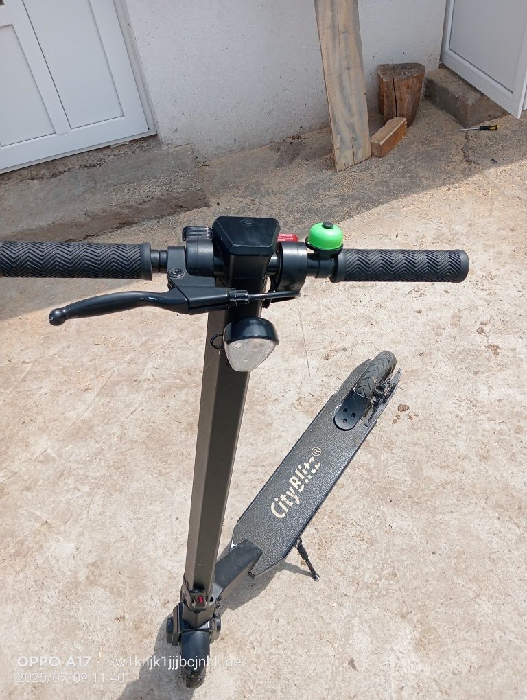 Vând trotineta electrica city blitz 450 lei