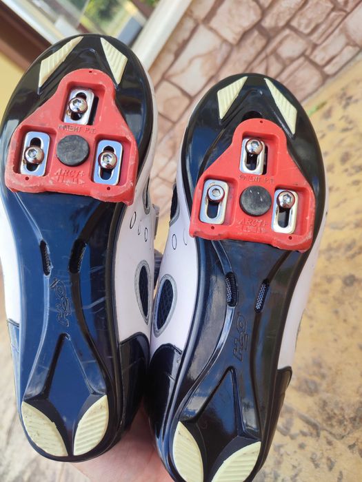 Шосейни и планински шпайкове за колоездене