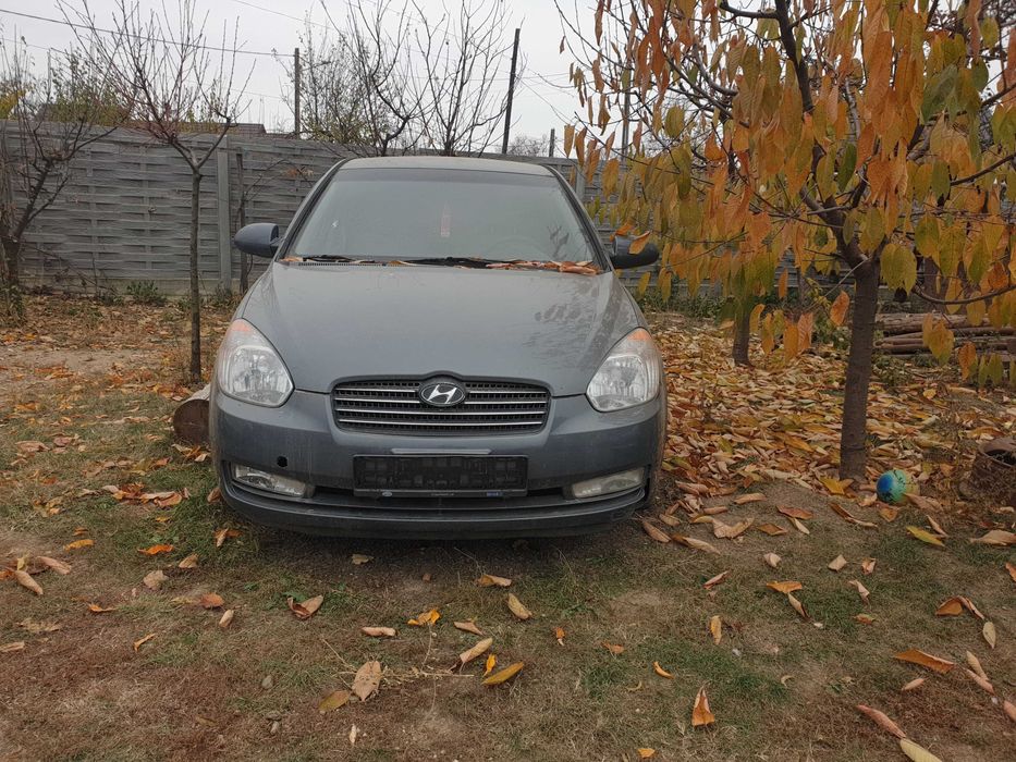 Far Stop Capota Aripa Oglinda Usa Trager Piese Hyundai Accent 2007 1.4