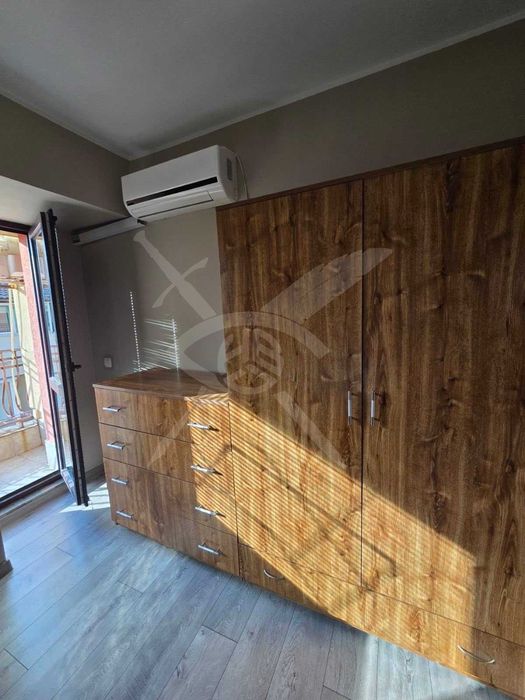 Дава се под наем Двустаен апартамент в Пловдив, Център - 70 кв.м за 561 € - Снимка #5