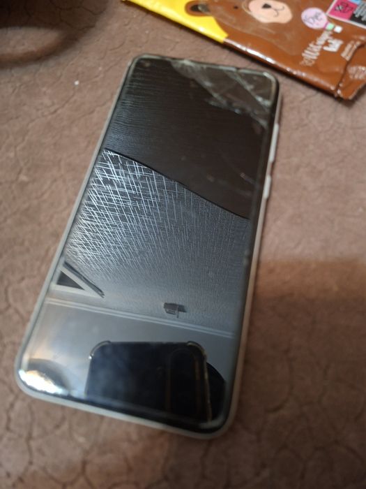 Samsung A11 разбит экран сенсор работает