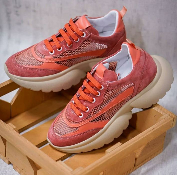 Новые летние кроссовки