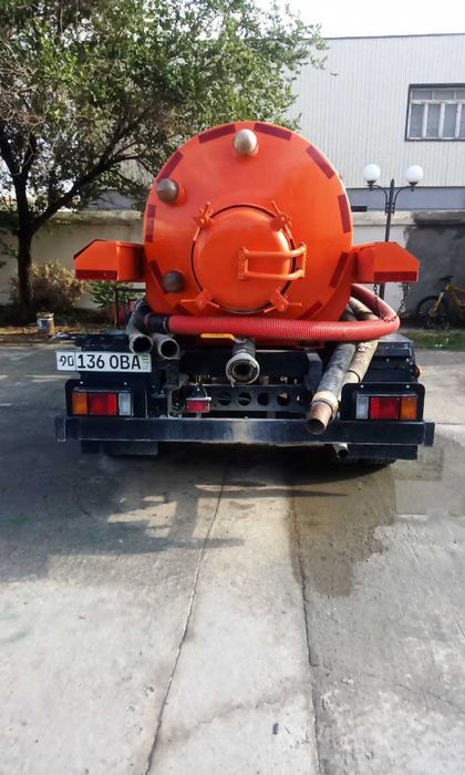 Isuzu Comfort NPR75L