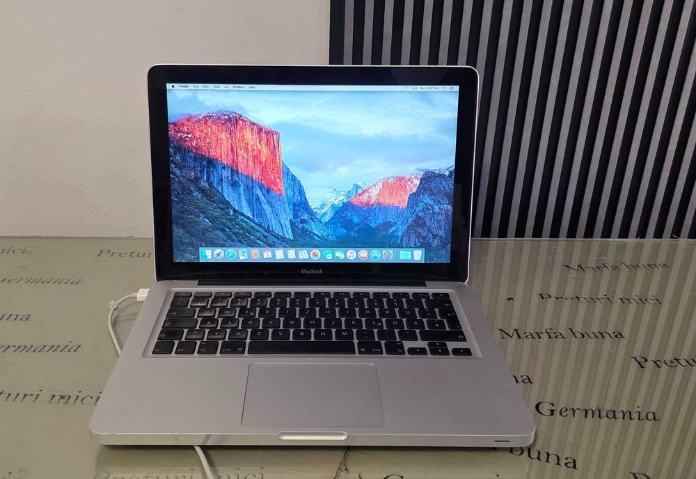 Laptop core i5 - Apple Macbook A1278 - functional,instalat,complet