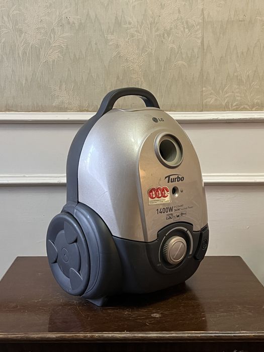 Пылесос LG V-C3245RT