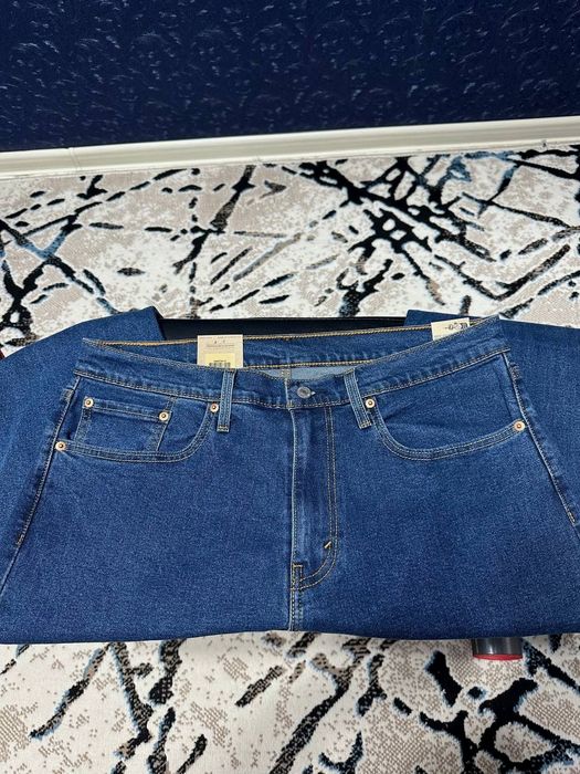 Джинсы Levi's 502 taper fit р.34/32 и 34/30