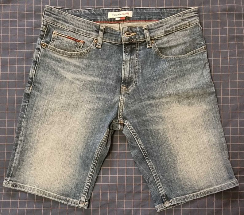 Pantaloni scurti denim barbati Tommy Hilfiger marimea 31