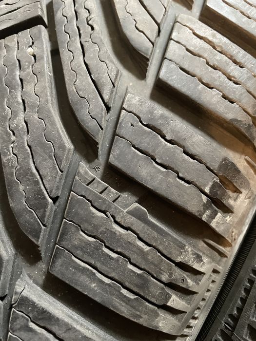215/55/17 4 броя зимни гуми Michelin !