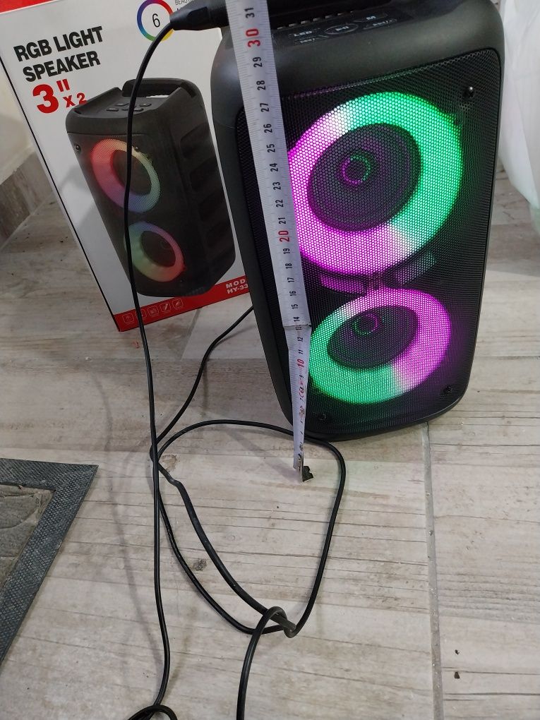Vând boxa wireless portabila