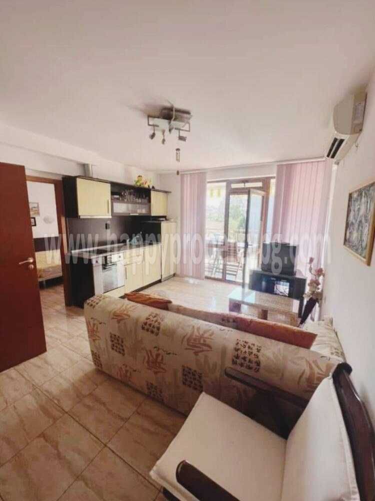 Продава се Двустаен апартамент в Свети Влас - 52 кв.м за 1279 €/кв.м - Снимка #1