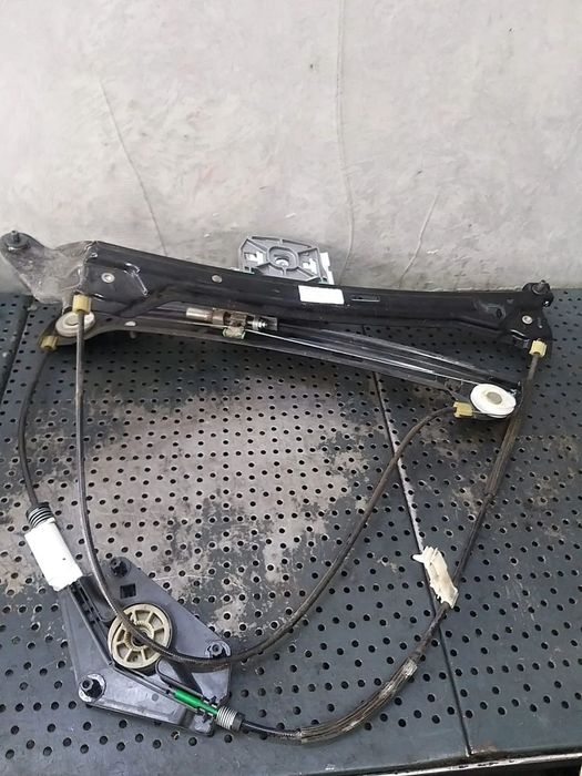 Macara geam electric stanga audi a5 8t 8t0837461d