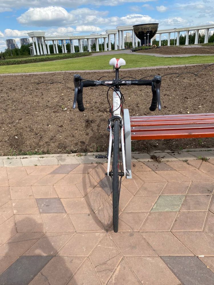 Trek one series 1.1. Шоссейный велосипед