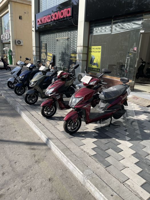 Электроскуторы новые модель 2025 г. Аккум 38 Ач. Проход 100-120 км.