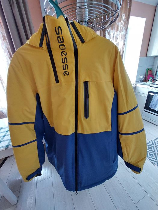 Продам горнолыжный костюм размер 54