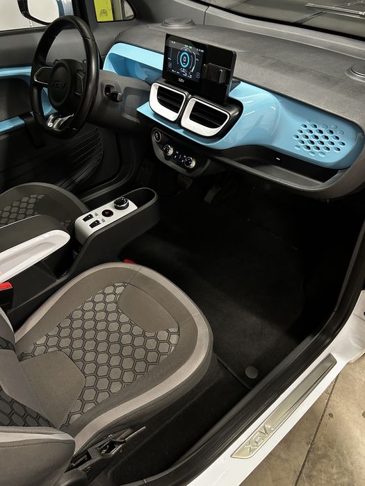 XEV Yoyo/Electric/Panoramic/Keyless/Faruri LED/AC