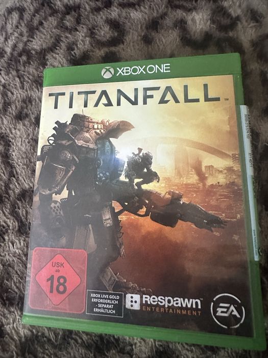 Joc xbox one  titanfall