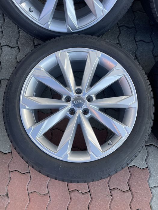 Jante de aluminiu originale Audi R20 cu cauciucuri de iarna