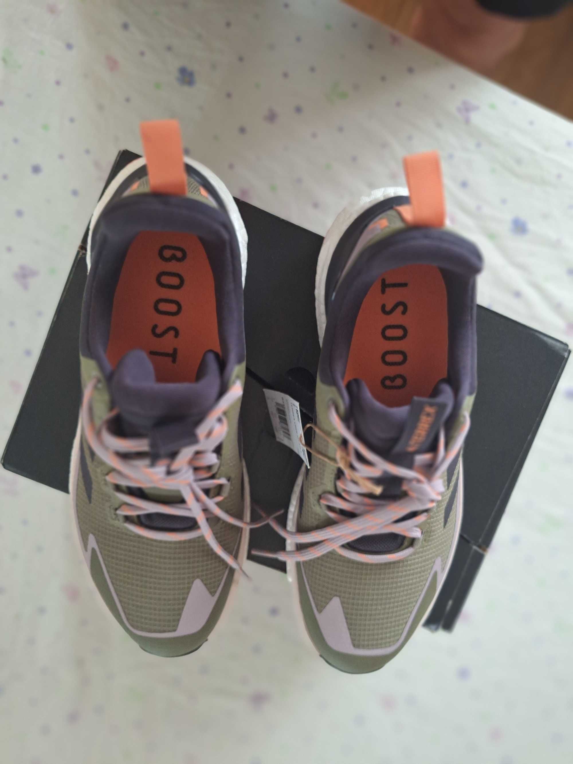 Мъжки  маратонки Adidas TERREX GORETEX,чисто нови..