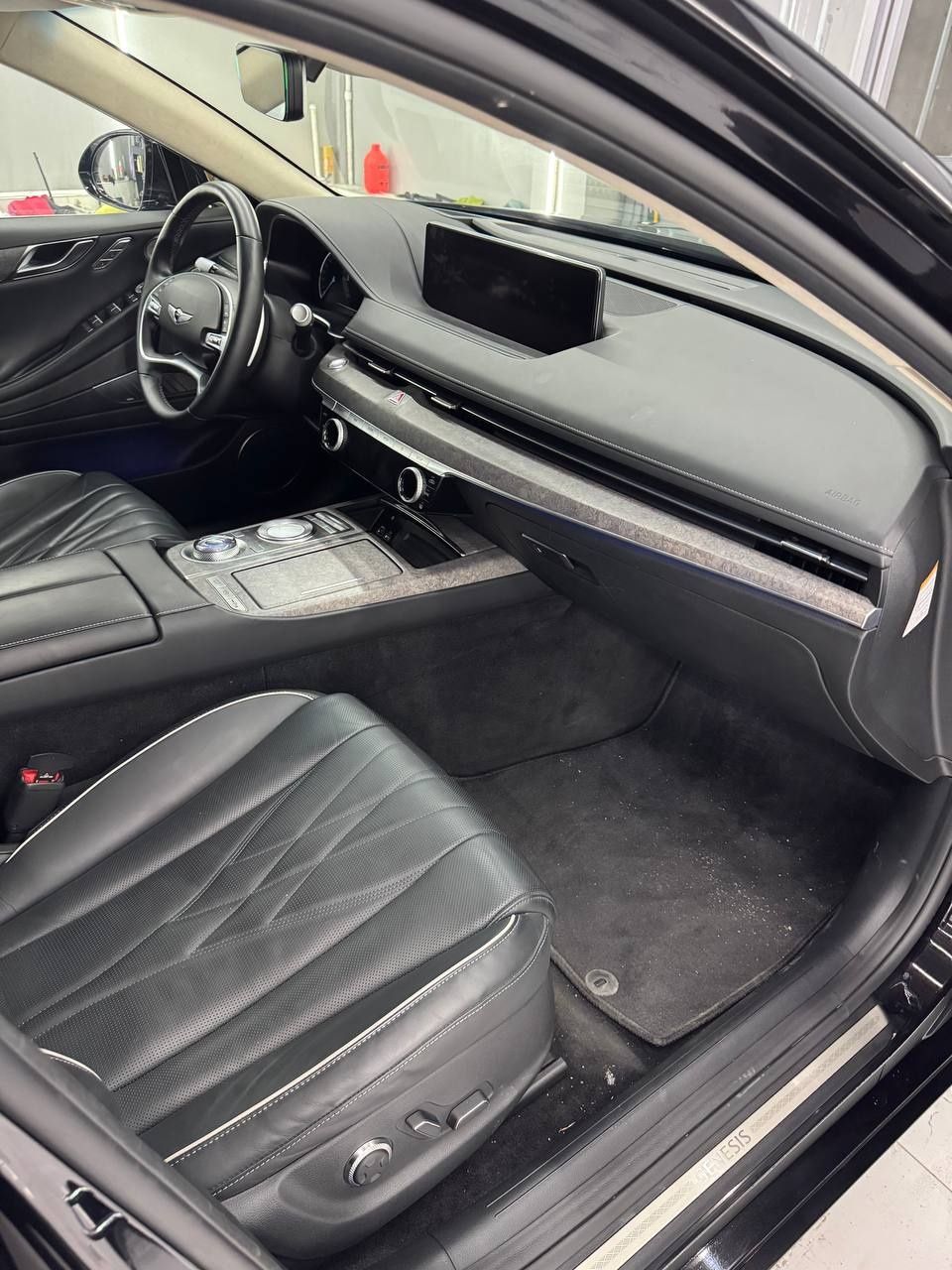 Genesis g80 Ev 2022 (restayling 2024)