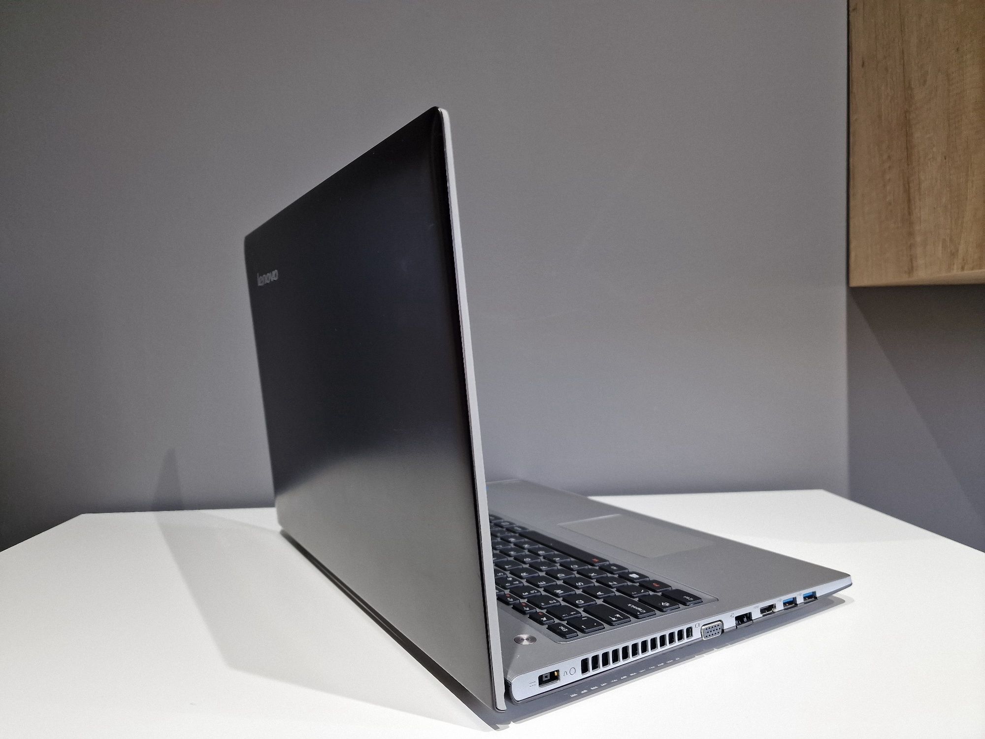 Laptop Lenovo Ideapad Z510 15" 8GB 1TB