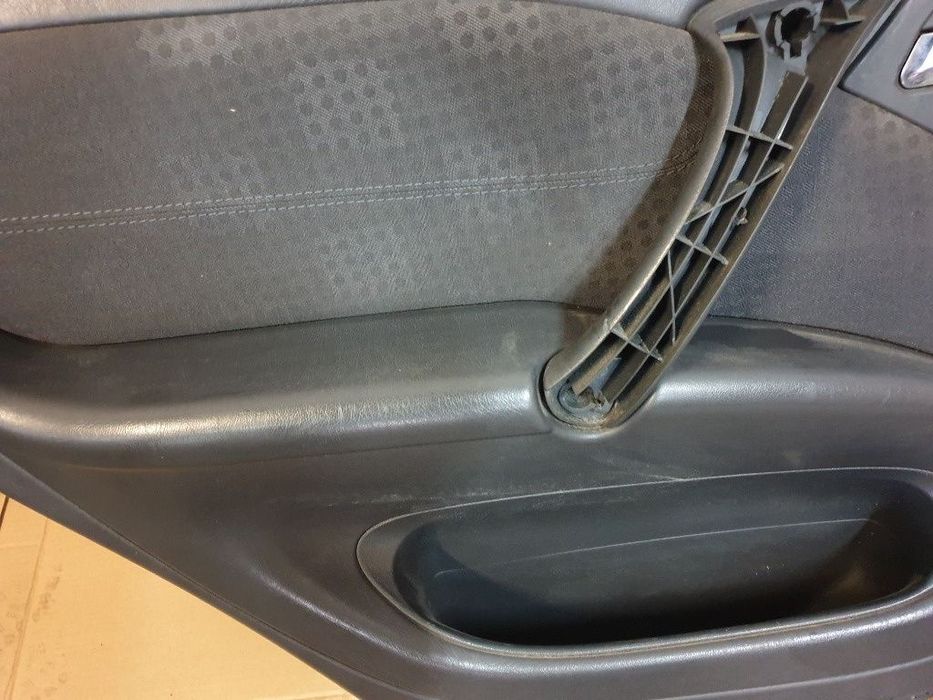 Panou usa stanga spate MERCEDES-BENZ M-CLASS W163 1998 - 2005 2.7 ML 270 CDI OM 612.963  A16373015705