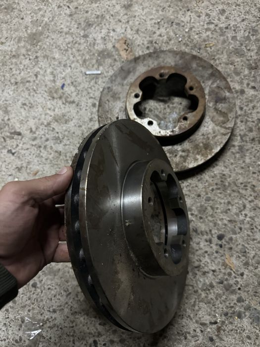Discuri frâna față noi Ford Transit 2006-2012