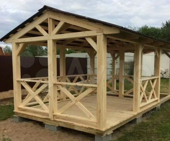 Construim foisoare de gradina la comanda clientului