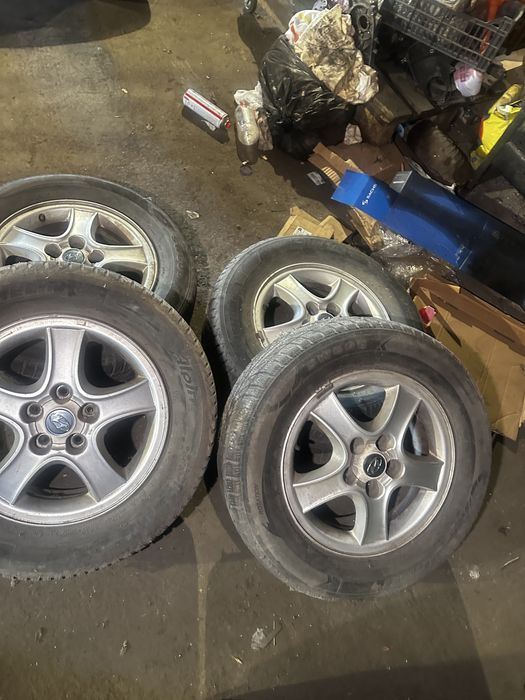 Джанти за Hyundai Santa Fe 1 SM 5x114.3 16"