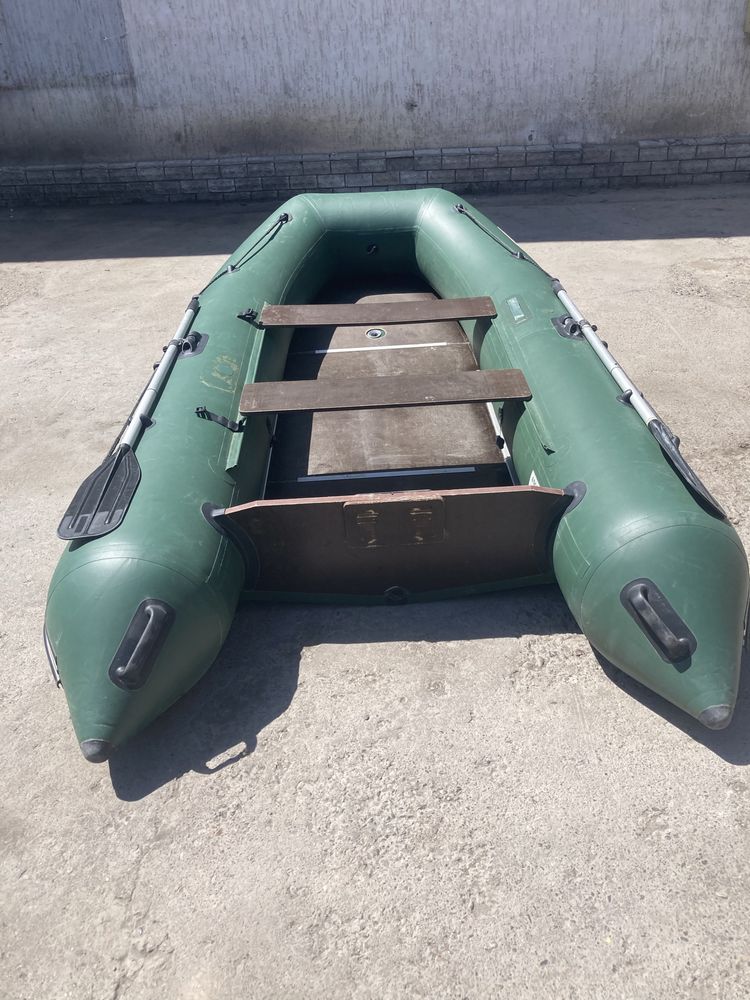 Продам лодку Angler