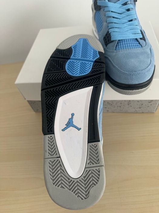 Air Jordan 4 Retro albastrii