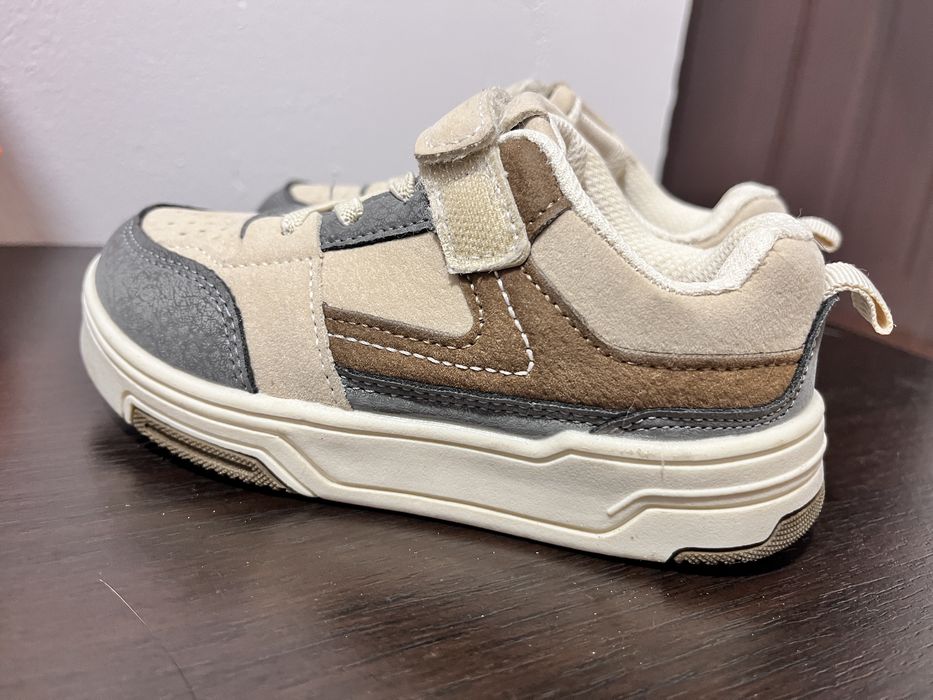 Дескти сникърси момче 26 номер