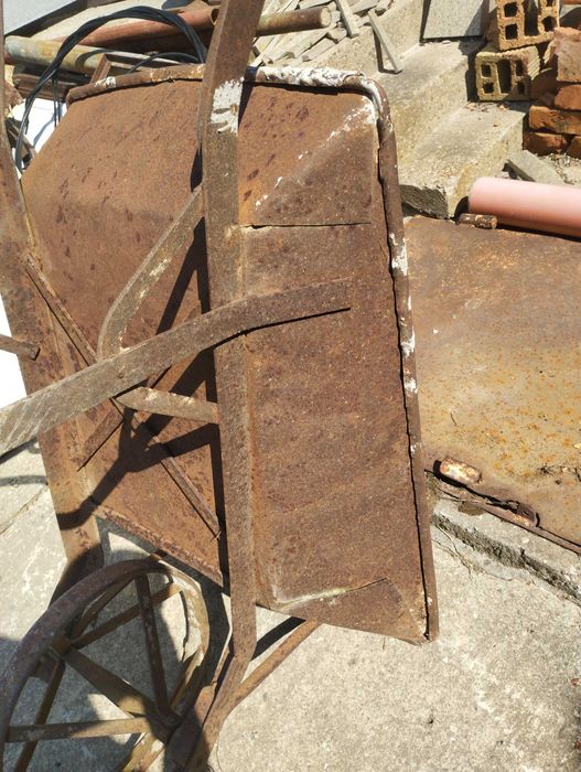 Ръчна строителна ( градинска  } количка