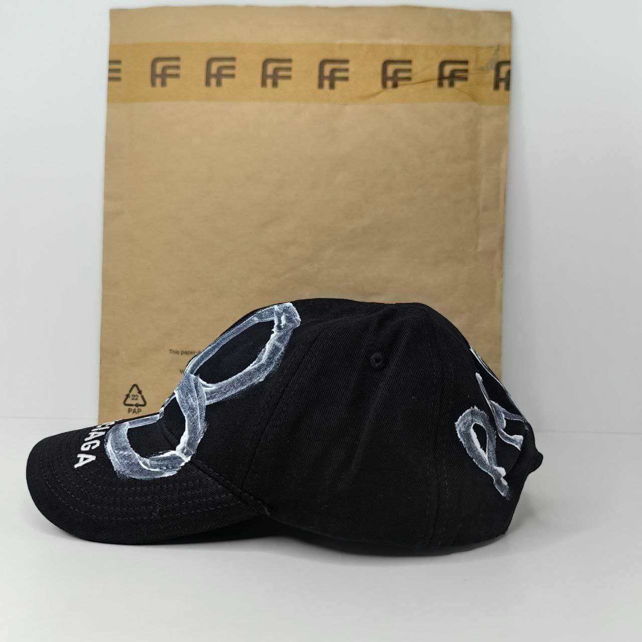 Шапка Balenciaga