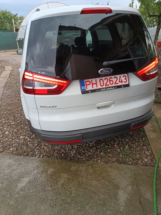 Vând Ford Galaxy 2011 luna 8 7 locuri carte de România azi 08 iulie