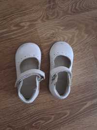 Бебешки обувки obaibi, балеринки бели