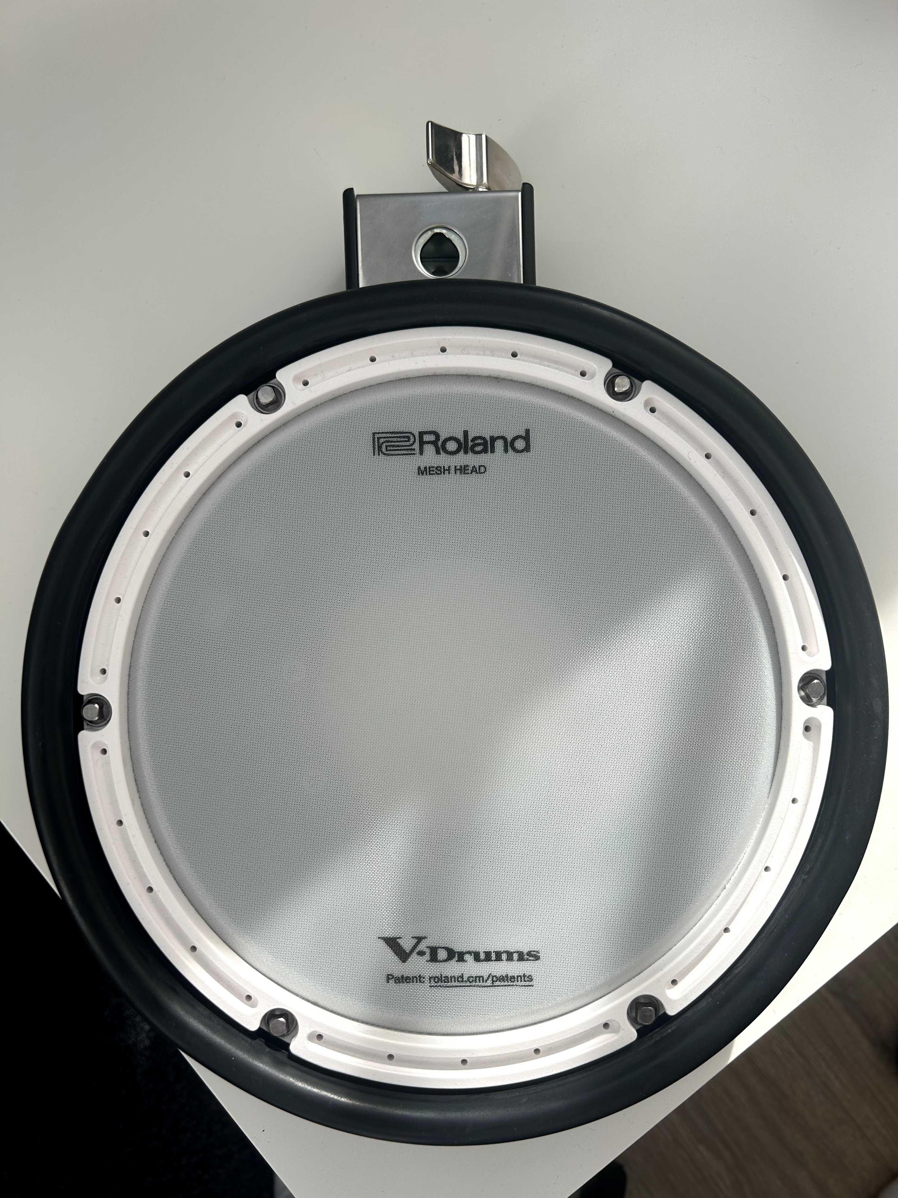 Продавам ROLAND 50X KV2