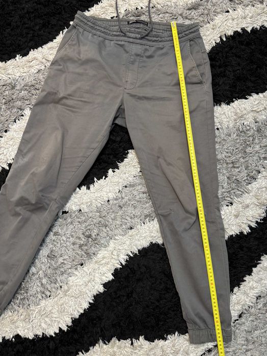 Pantaloni lungi ZARA si Pull&Bear