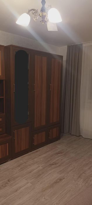 Vând mobila sufragerie