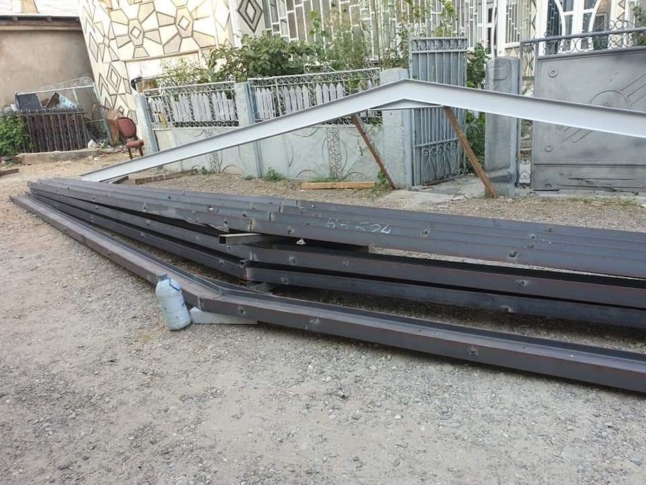 Vand hala metalică Avem pe stoc 
Asiguram transport și montaj Dorim se