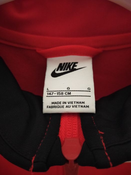 Vând trening Nike original