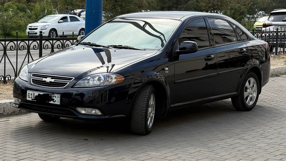 Gentra 2023 darkmon blue