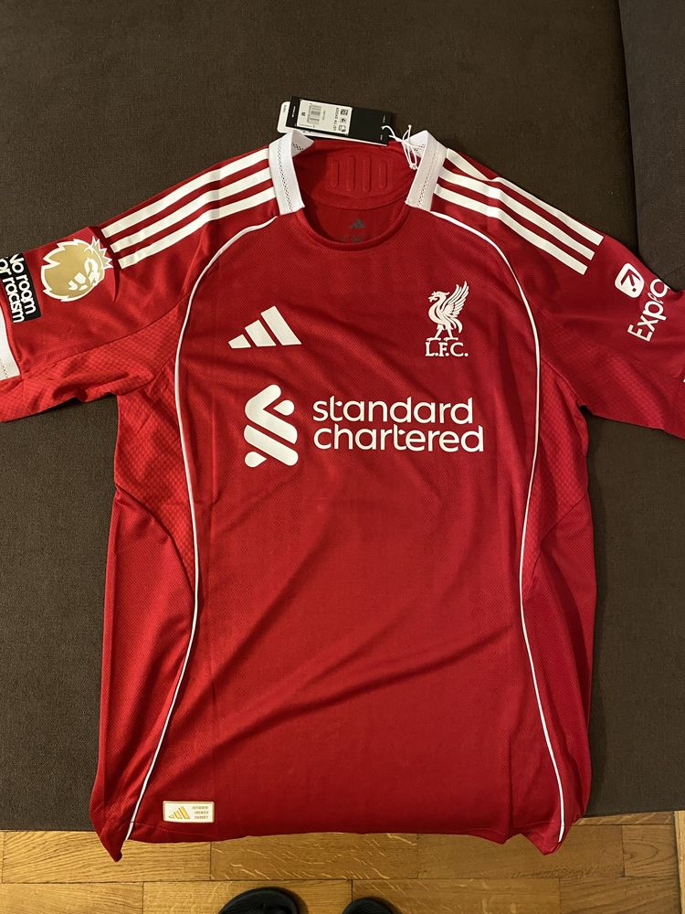 Футболен екип на Liverpool FC (PL Edition) - 2025/2026 Player Version