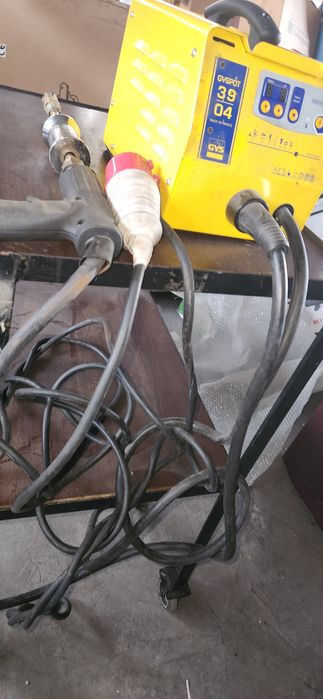 Aparat de tinichigerie auto GYSpot 39.04 profesional la curent de 380