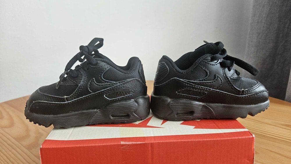 Adidasi baieti, Nike, marimea 21