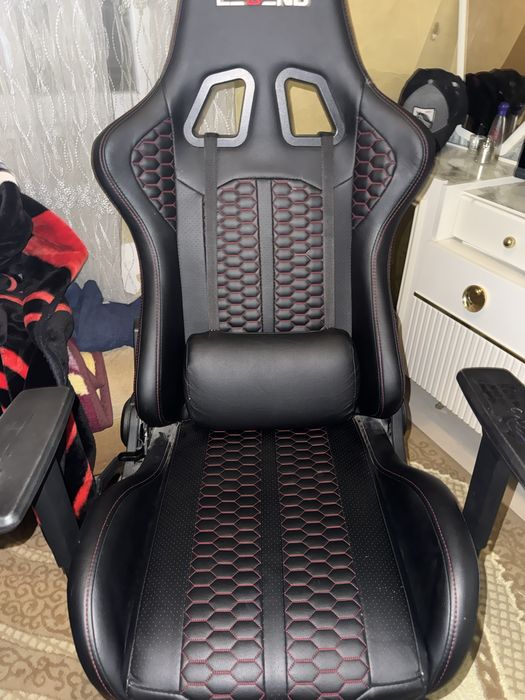 Геймърски стол на Legend